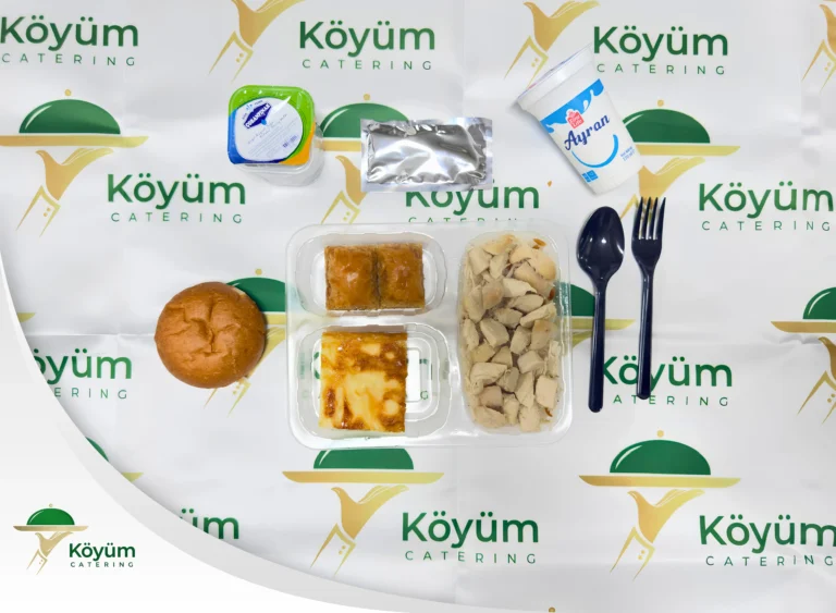 Köyüm Tavuklu Börekli Klasik Menü (Kavurma)